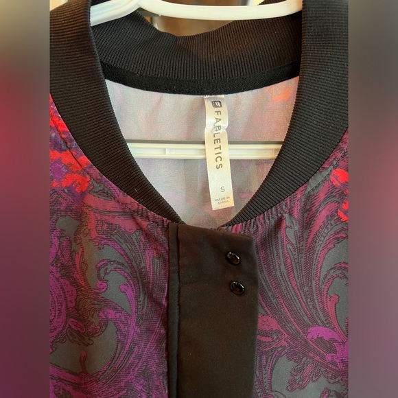 Lightweight Jacket - Picture 3 of 3